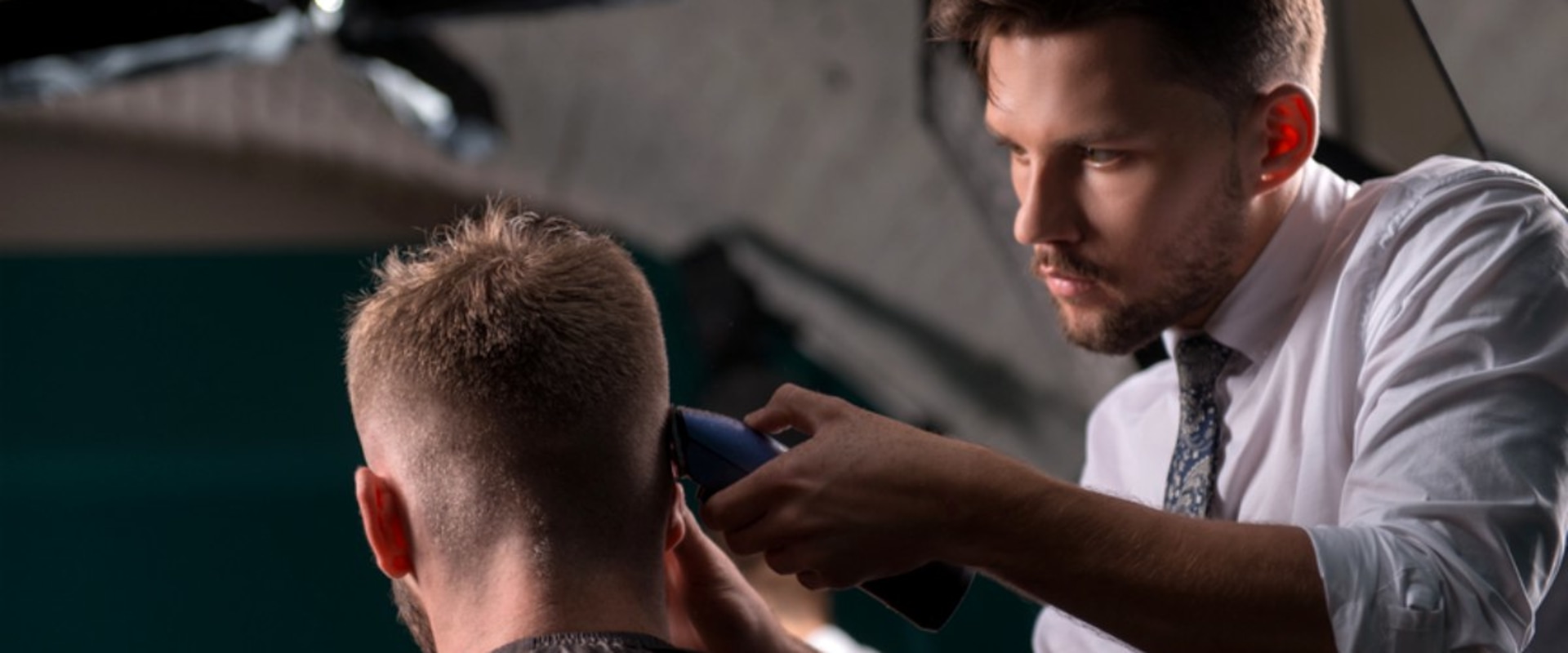 Barbering vs. Hairstyling: What's the Difference and Which One is Right for You?